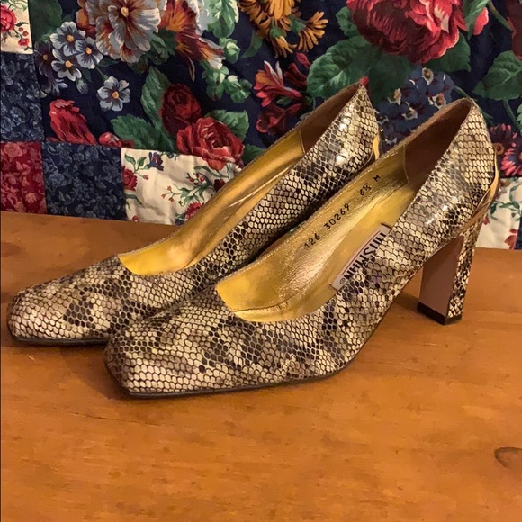 Timothy Hitsman Snakeskin size 6.5 Heels - Picture 3 of 8